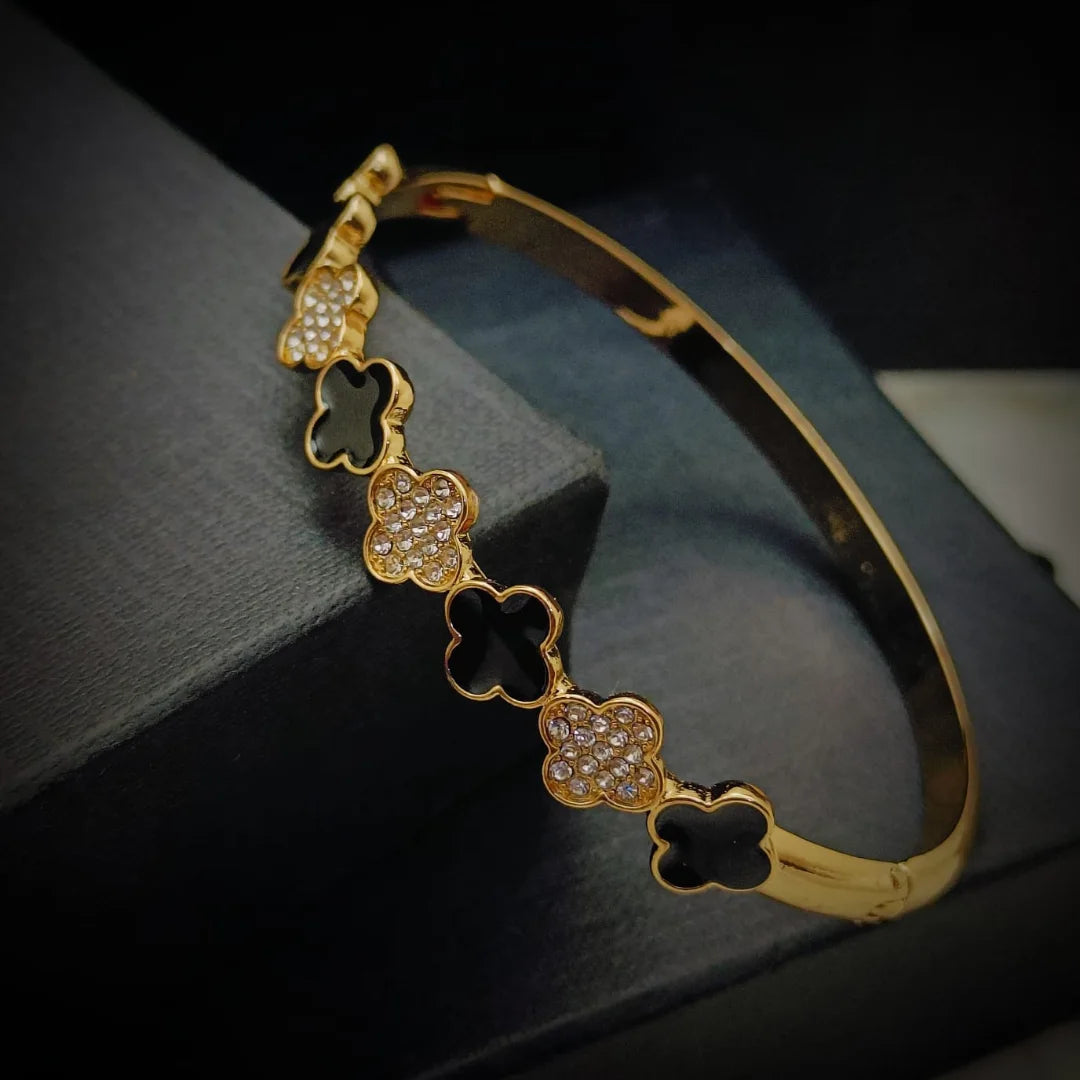 Elegant Four-Leaf Clover Bangle Styled Bracelet-
