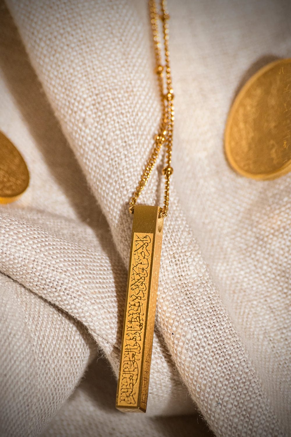 Ayat ul Kursi 3D Bar Pendant – Islamic Minimal Elegance