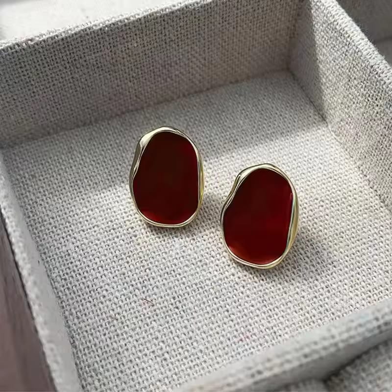 Retro Wine Red Irregular Stud Earring