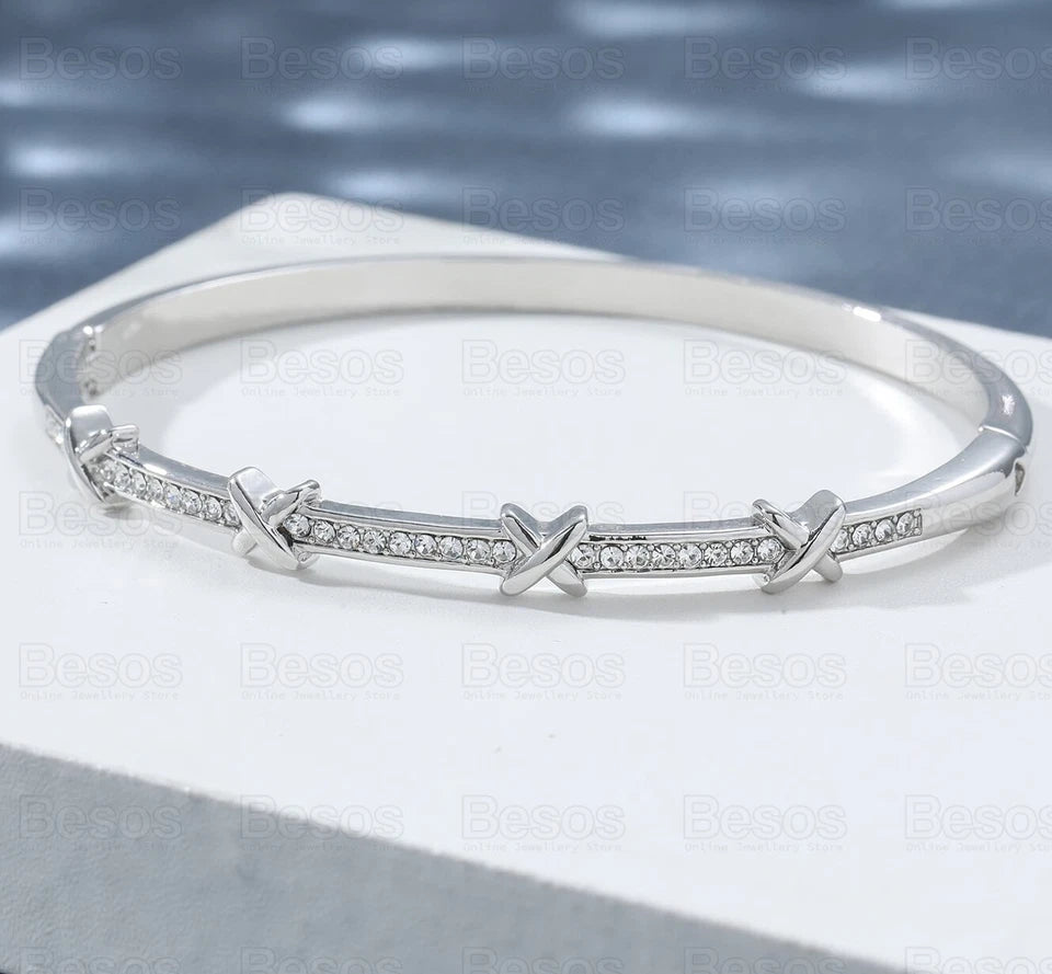 X-Kiss Crystal Bangle