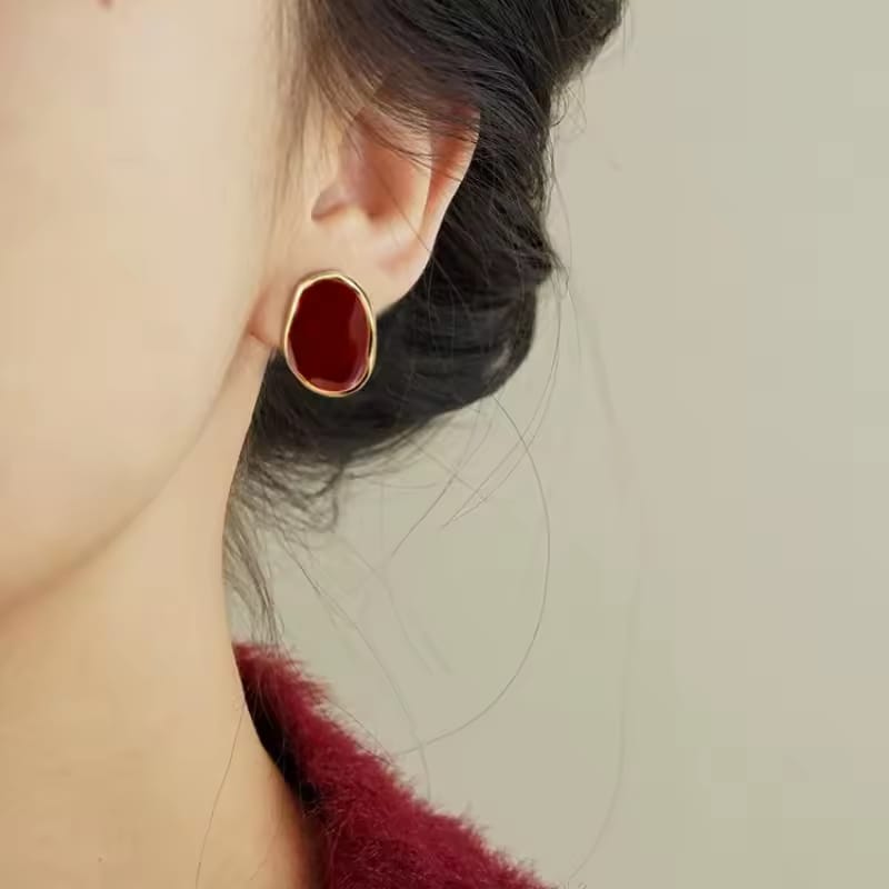 Retro Wine Red Irregular Stud Earring